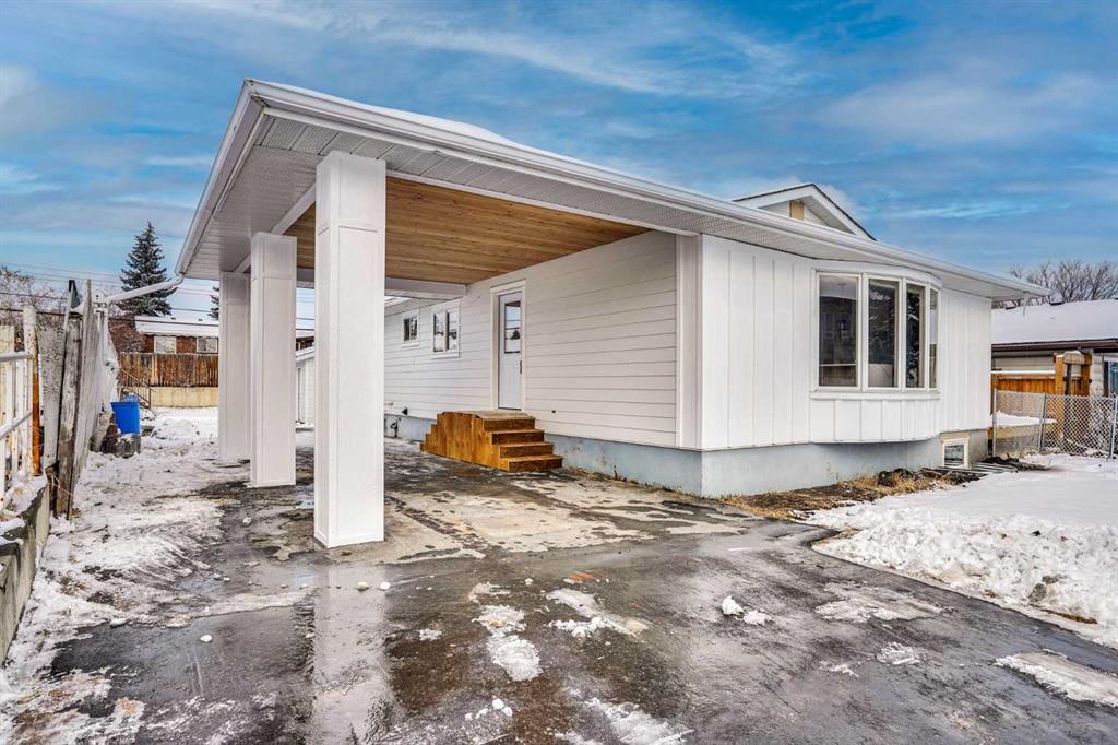 Additional image 3 of 908 Stonehaven Road SW, Calgary, AB, T2W 0P6