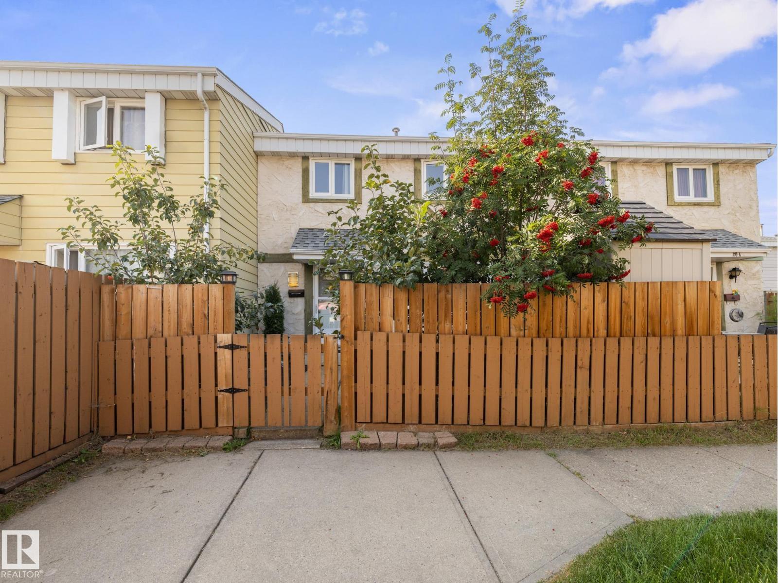 Additional image 2 of 20E Callingwood Court NW, Edmonton, AB, T5T0H5