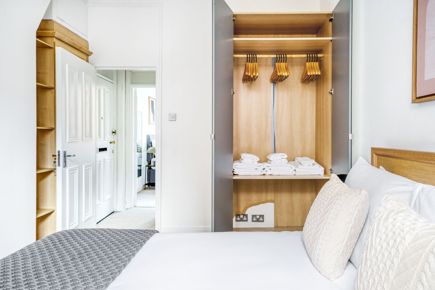 Additional image 2 of 2 Bed Flat, Carlton House, W1T, N1 7GU