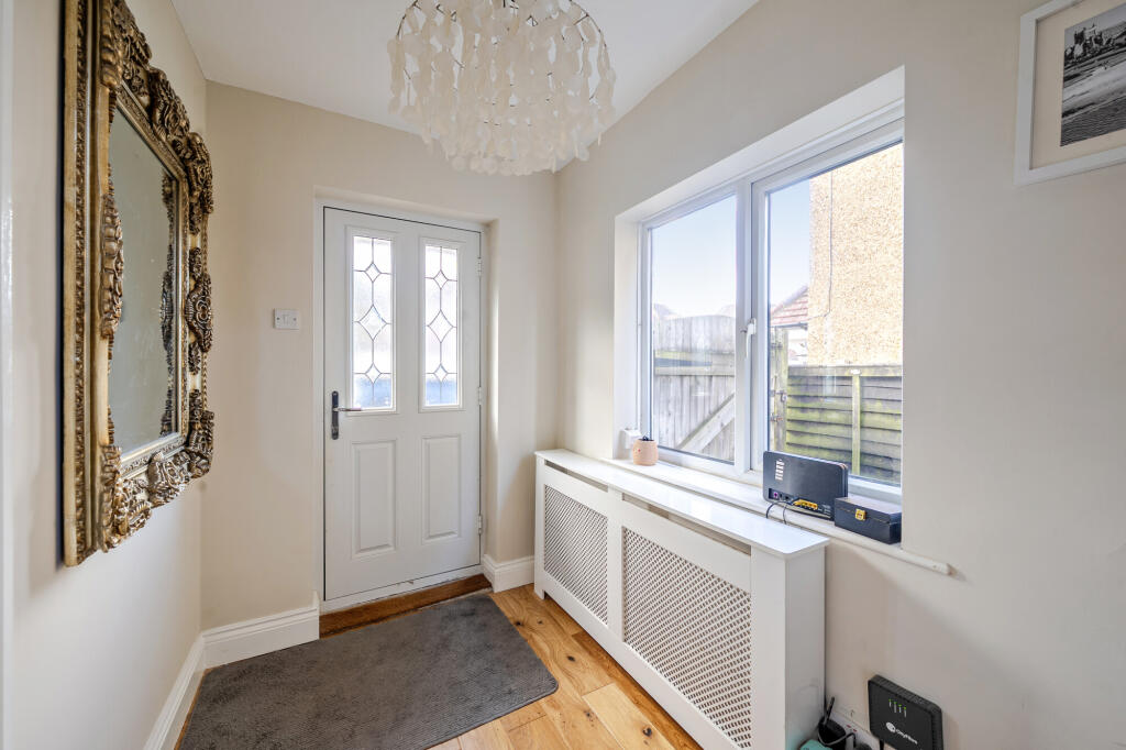 Additional image 19 of Cross Way, Harpenden, AL5