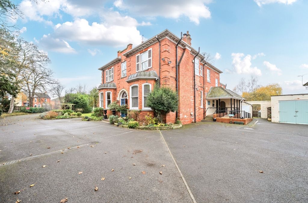 9 bed detached house for saleNewark Road, Lincoln, Lincolnshire LN6