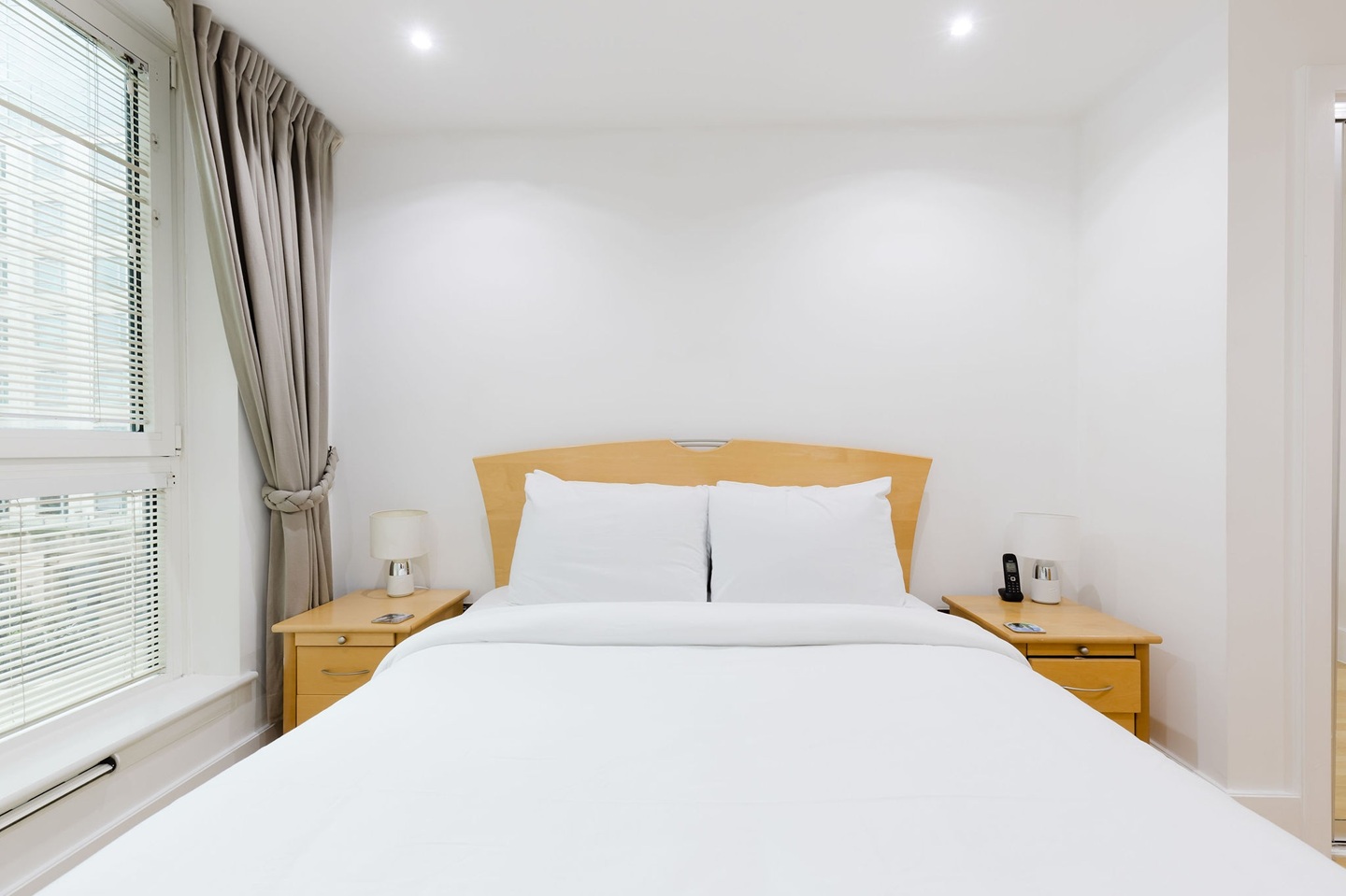 Additional image 33 of 2 Bed Flat, St George Wharf, SW8, N1 7GU