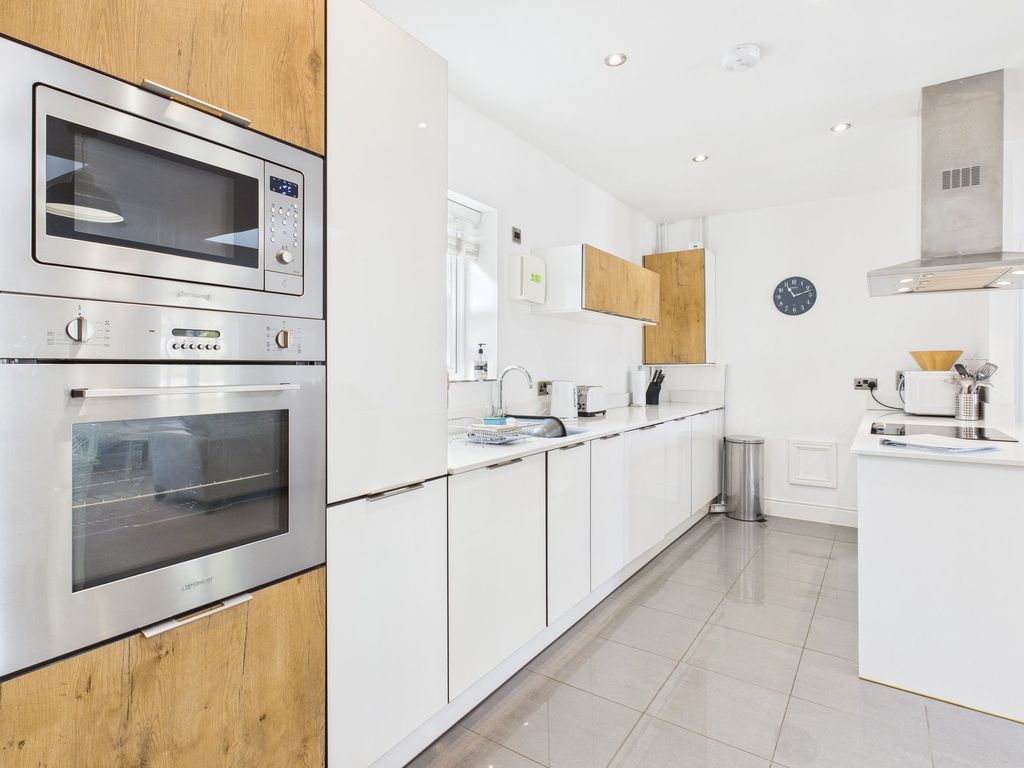 Additional image 3 of 3 bed flat for saleCambrian Quay, Saundersfoot SA69
