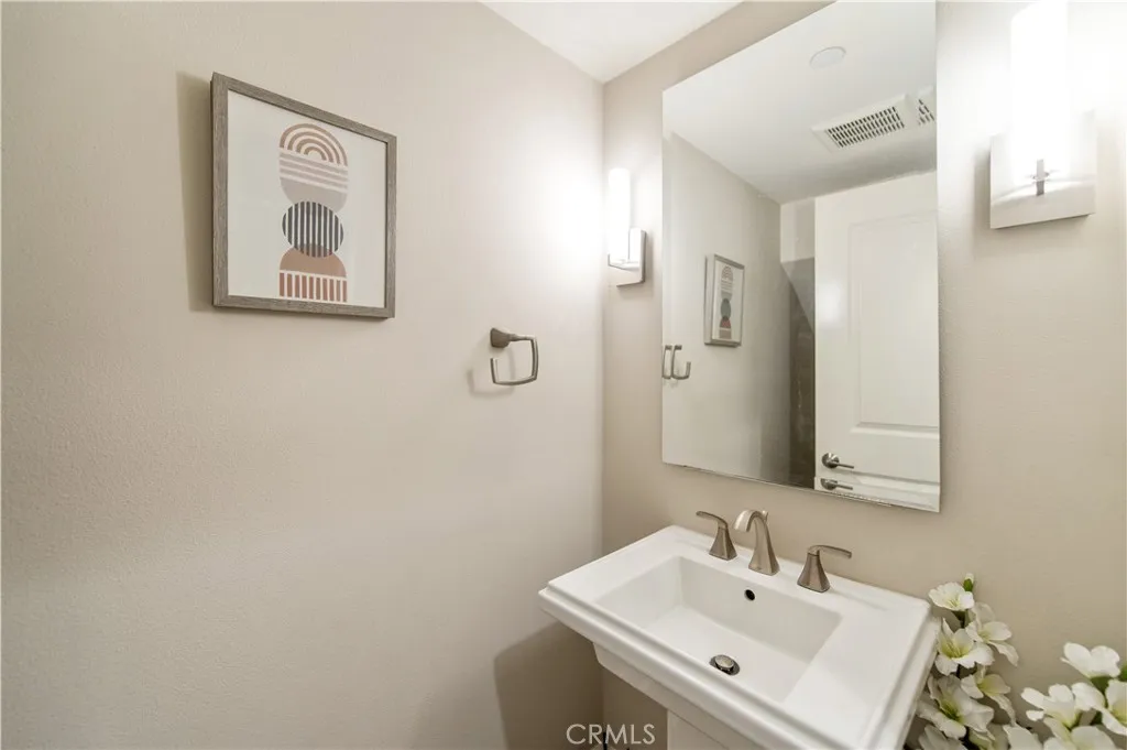 Additional image 18 of 135 Okra, Irvine, CA 92618