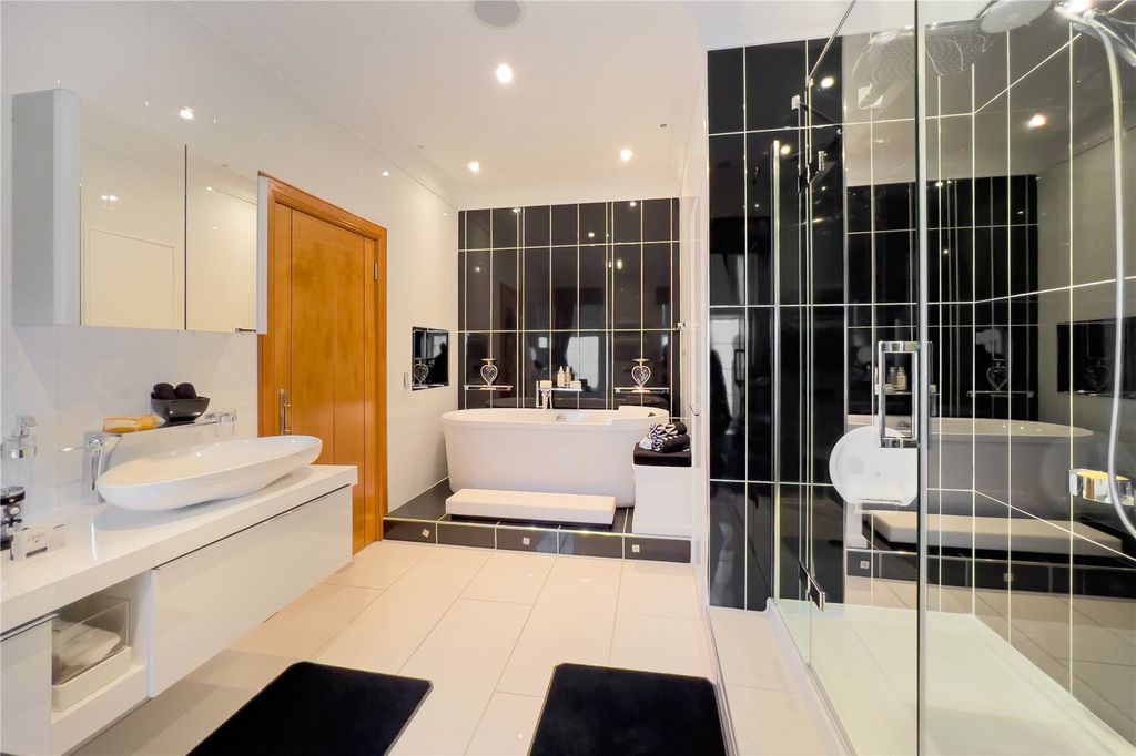 Additional image 24 of 6 bed detached house for saleThe Coachman's House, Dollarbeg, Dollar, Clackmannanshire FK14