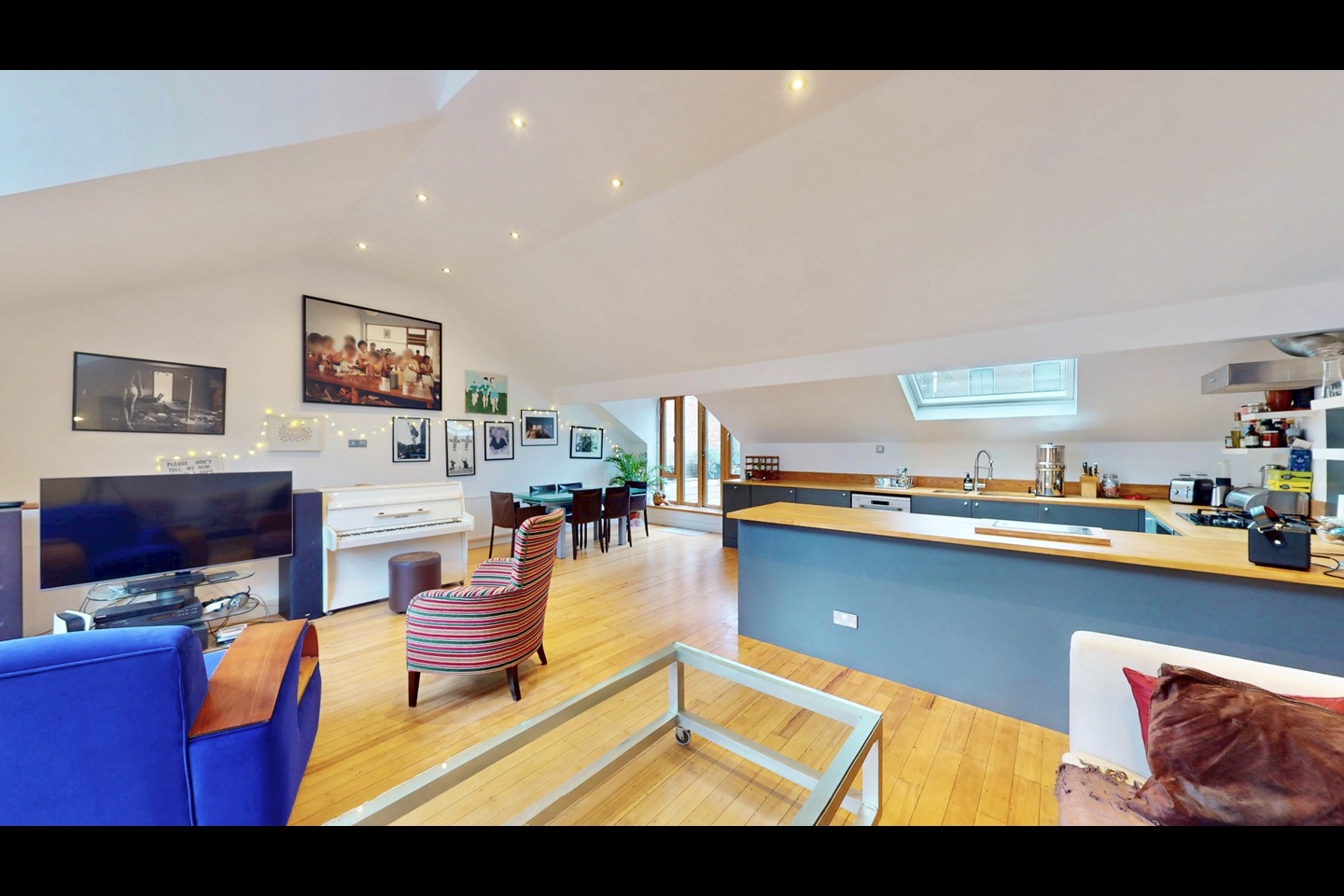 Additional image 32 of 4 Bed Detached House, Murray Mews, NW1, N1 7GU