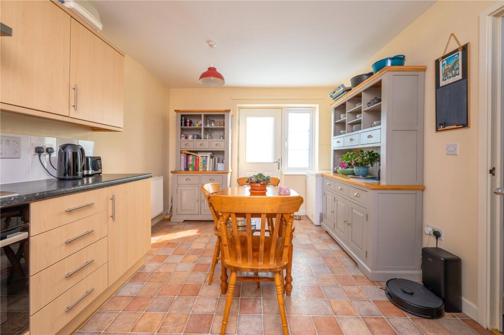 Additional image 10 of Pasture View, Oaklands Lane, Smallford, St. Albans