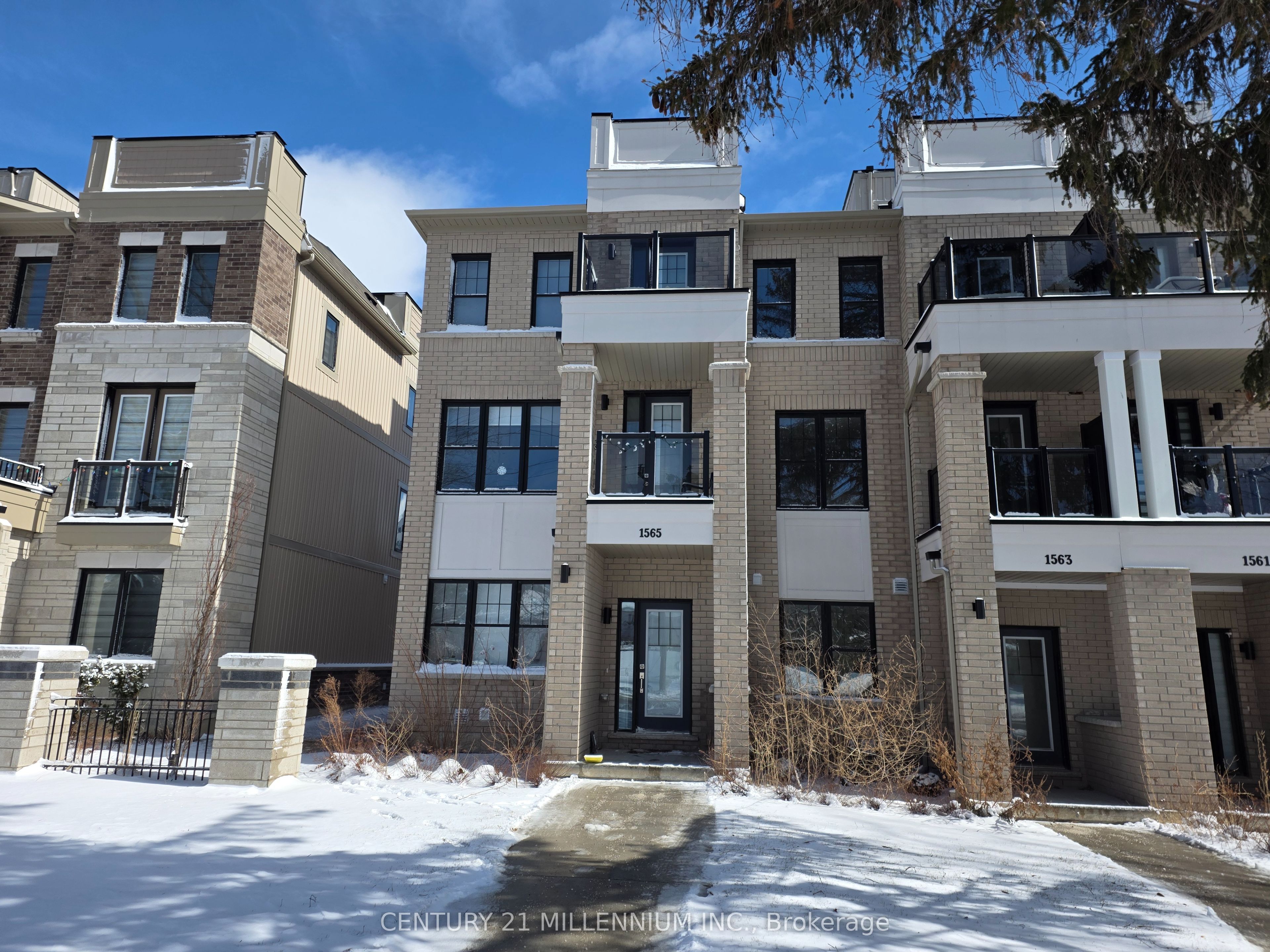1565 Green Road, Clarington, ON, L1C 7E5