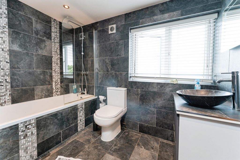 Additional image 14 of 3 bed detached house for salePalmers Road, Peterborough PE1