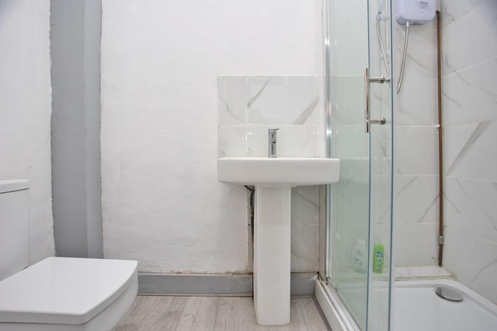 Additional image 4 of Folkestone Road, Dover, CT17