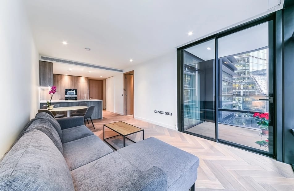 1 Bed Flat, Principal Place, EC2A, N1 7GU