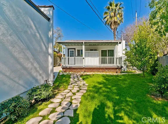 Additional image 60 of 242 W Elmwood Ave, Burbank, CA 91502