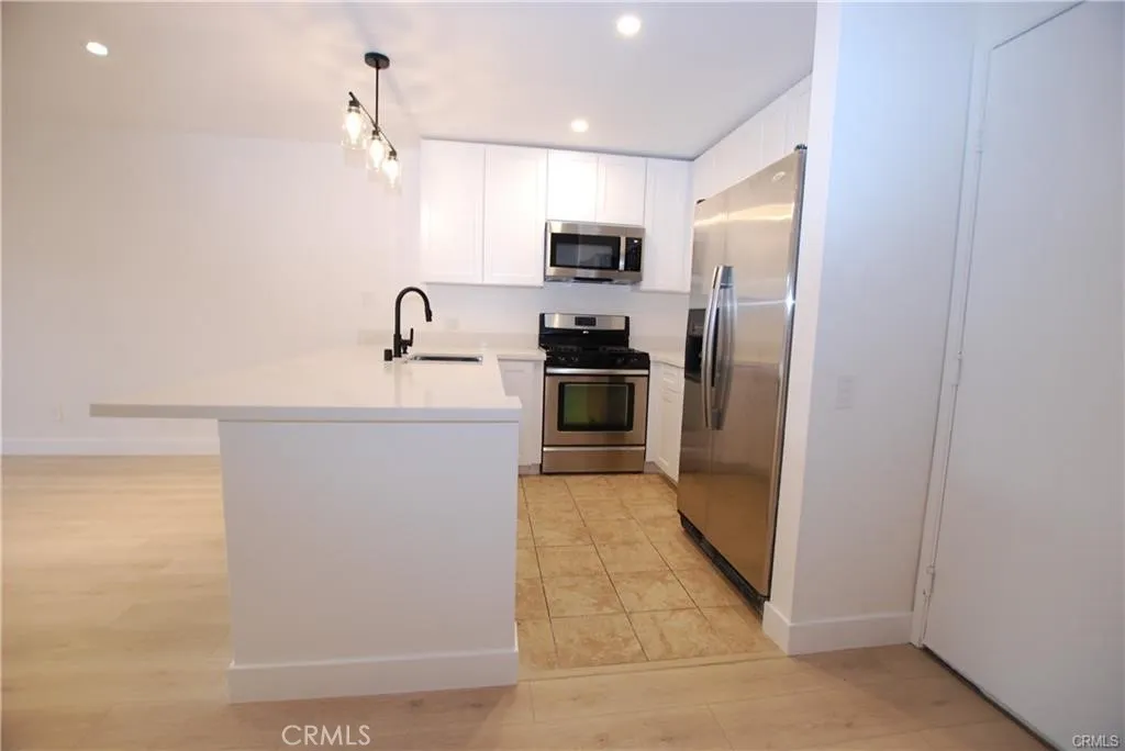 Additional image 16 of 6820 Remmet Ave, Canoga Park, CA 91303