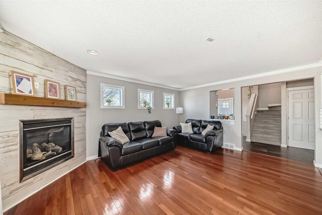 Additional image 5 of 223 Copperfield Green, Calgary, AB, T2Z 4T9