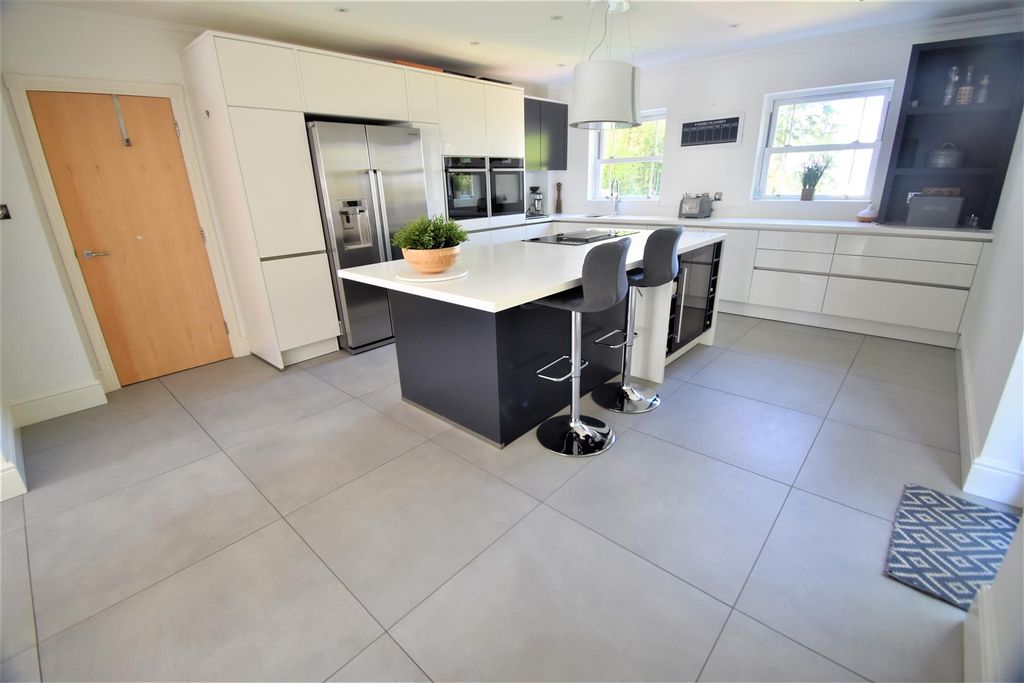 Additional image 6 of 7 bed detached house for saleThe Watch House, Nore Road, Portishead BS20