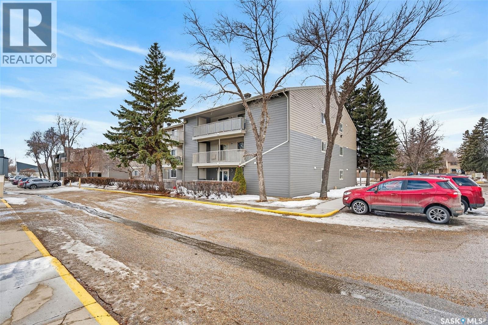 Additional image 2 of 105H-1121 Mckercher Drive, Saskatoon, SK, S7H5B8