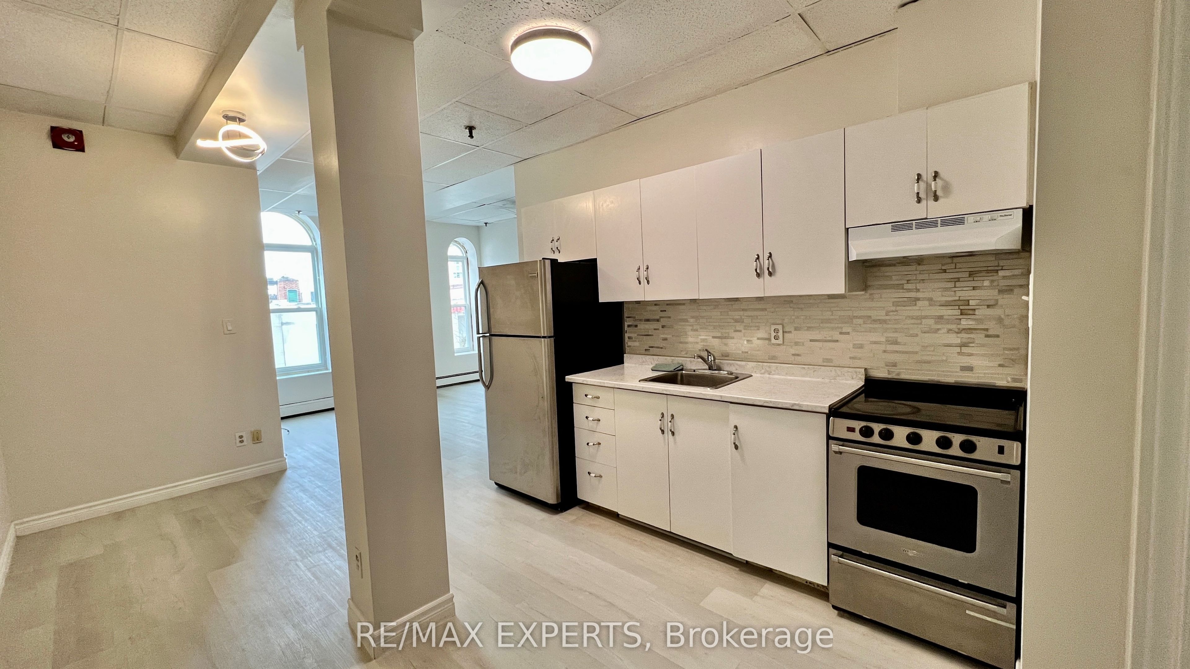 Additional image 3 of 202-8 Main Street, Brampton, ON, L6W 2C3