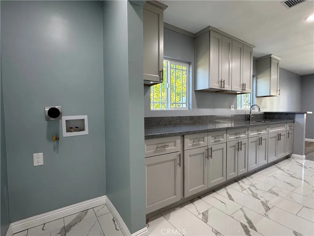 Additional image 38 of 7611 Bloomington Avenue, Burbank, CA 91504