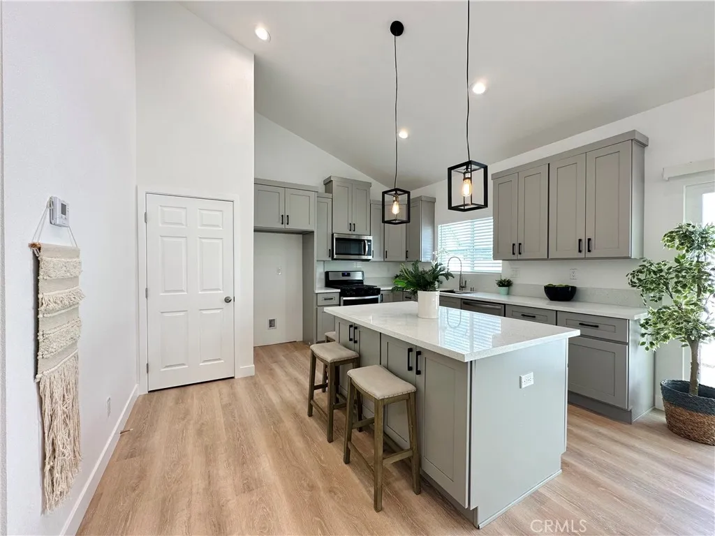 Additional image 2 of 2418 Thorn Place Unit A, Fullerton, CA 92835