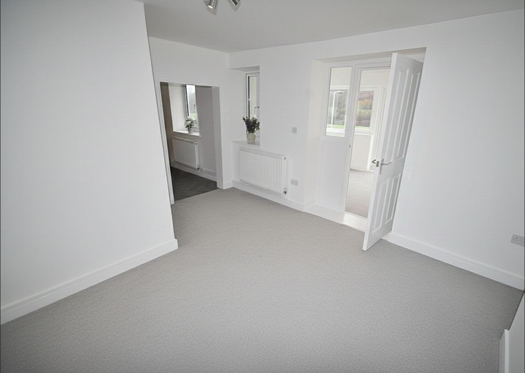 Additional image 7 of 2 bed flat for saleCilfynydd Road, Pontypridd CF37