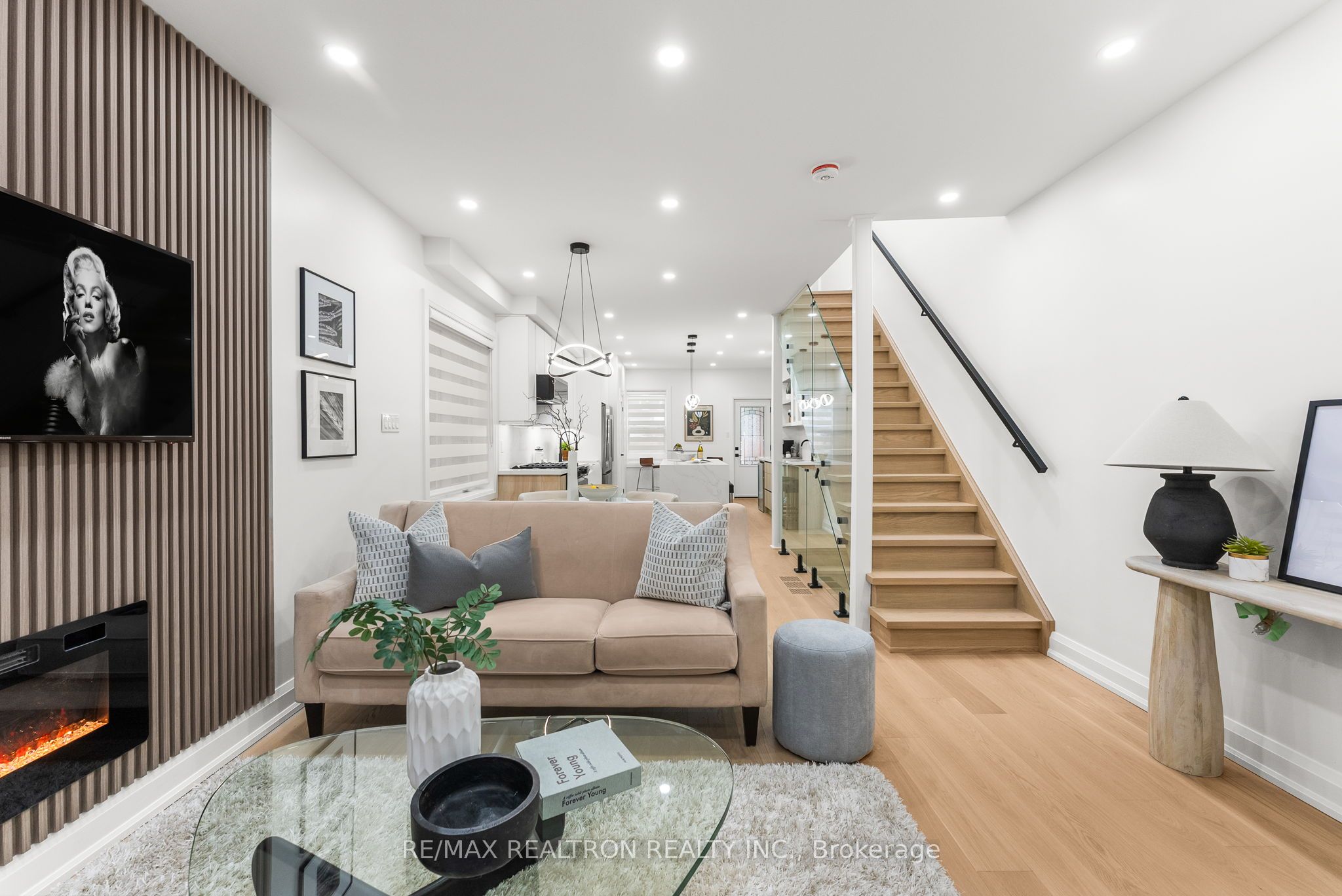 Additional image 5 of 111 Glenmore Road, Toronto, ON, M4L 3M2