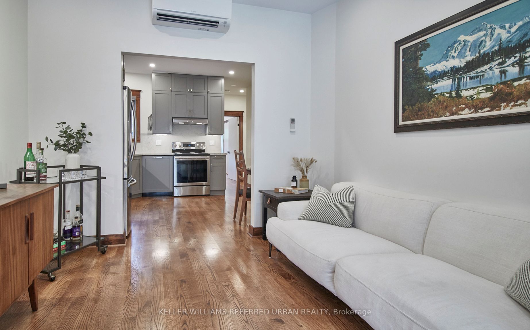Additional image 5 of Main-292 Withrow Avenue, Toronto, ON, M4J 1B7