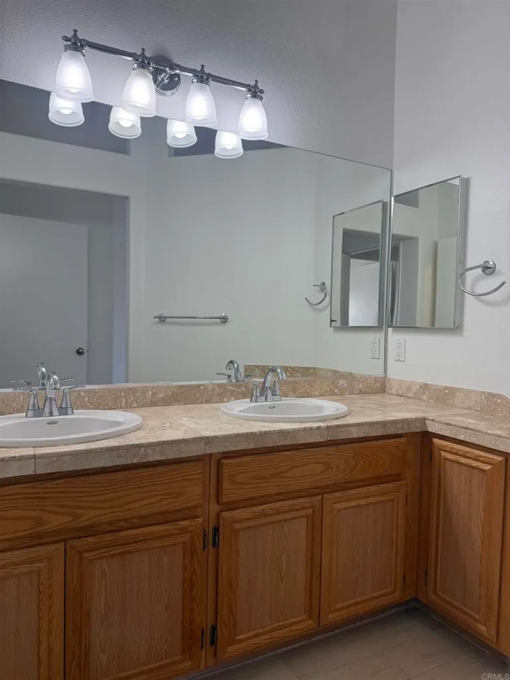 Additional image 15 of 4665 Los Alamos Way Unit C, Oceanside, CA 92057