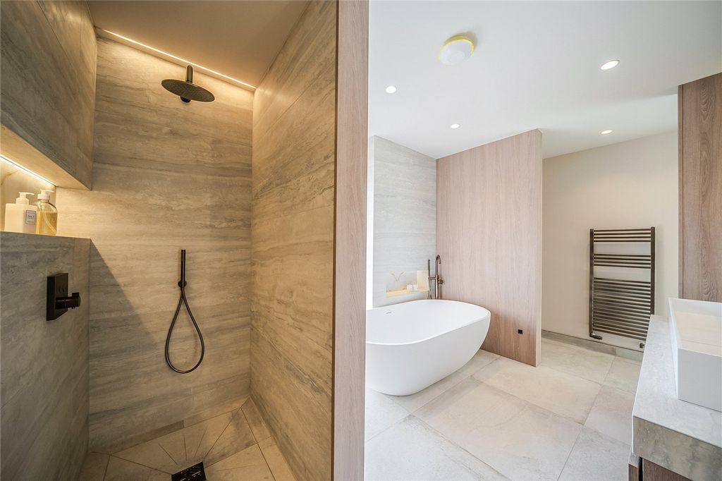 Additional image 19 of 6 bed barn conversion for saleThe Hay Barn, Haggs Road, Follifoot, Harrogate HG3