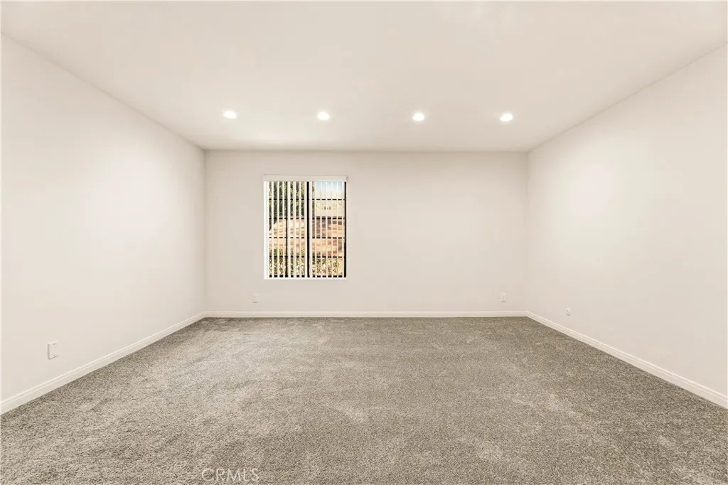 Additional image 36 of 260 S 6th Street Unit G, Burbank, CA 91501