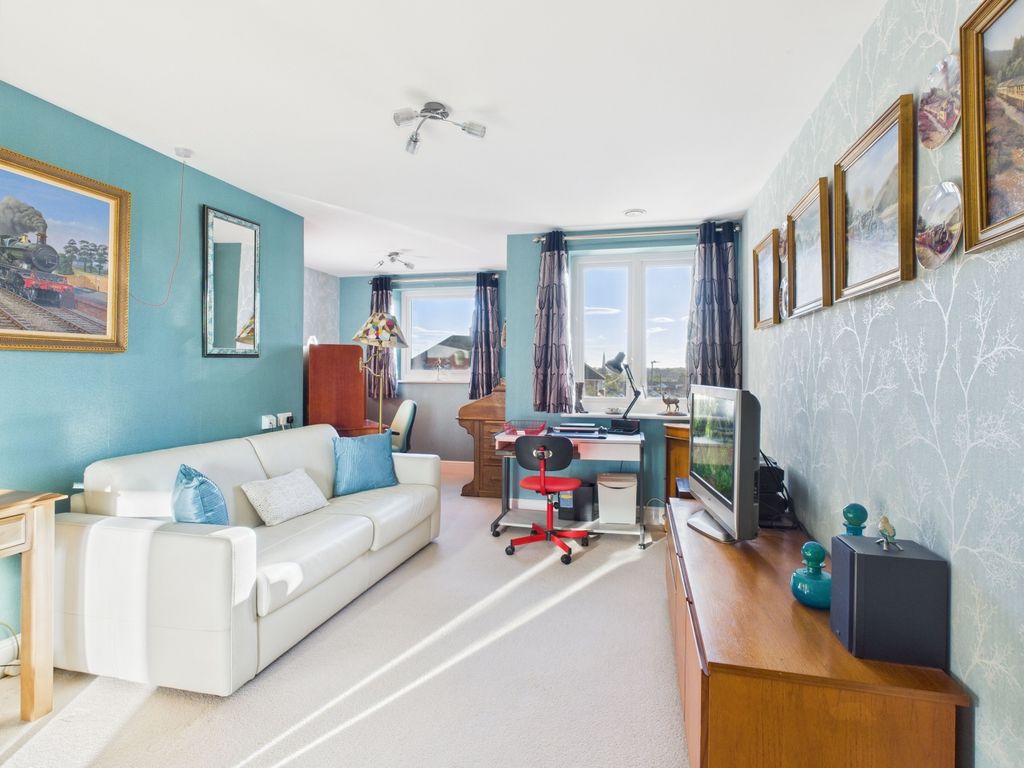 Additional image 4 of 2 bed flat for sale45 Wardington Court Welford Road, Northampton NN2