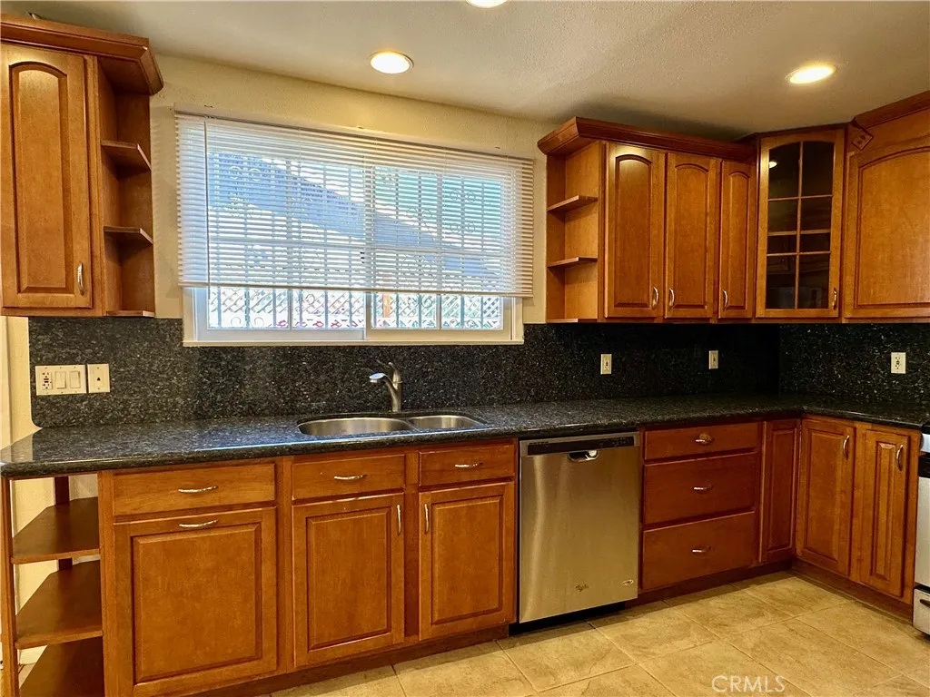 Additional image 18 of 6415 Lederer Ave, West Hills, CA 91307