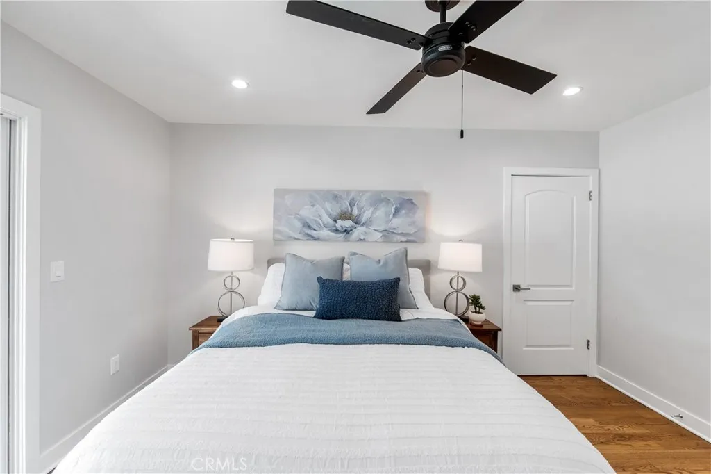 Additional image 111 of 406 Eton Dr, Burbank, CA 91504