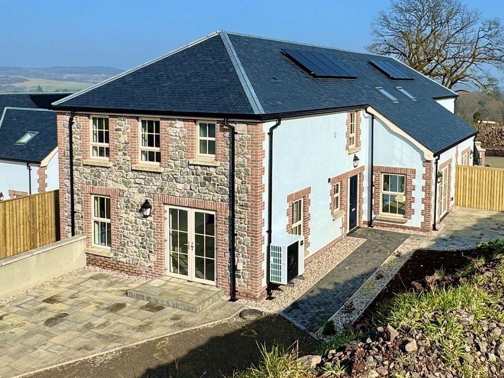 Additional image 2 of 4 bed country house for saleNo. 6 Torr Farm Steading, Bridge Of Weir PA11