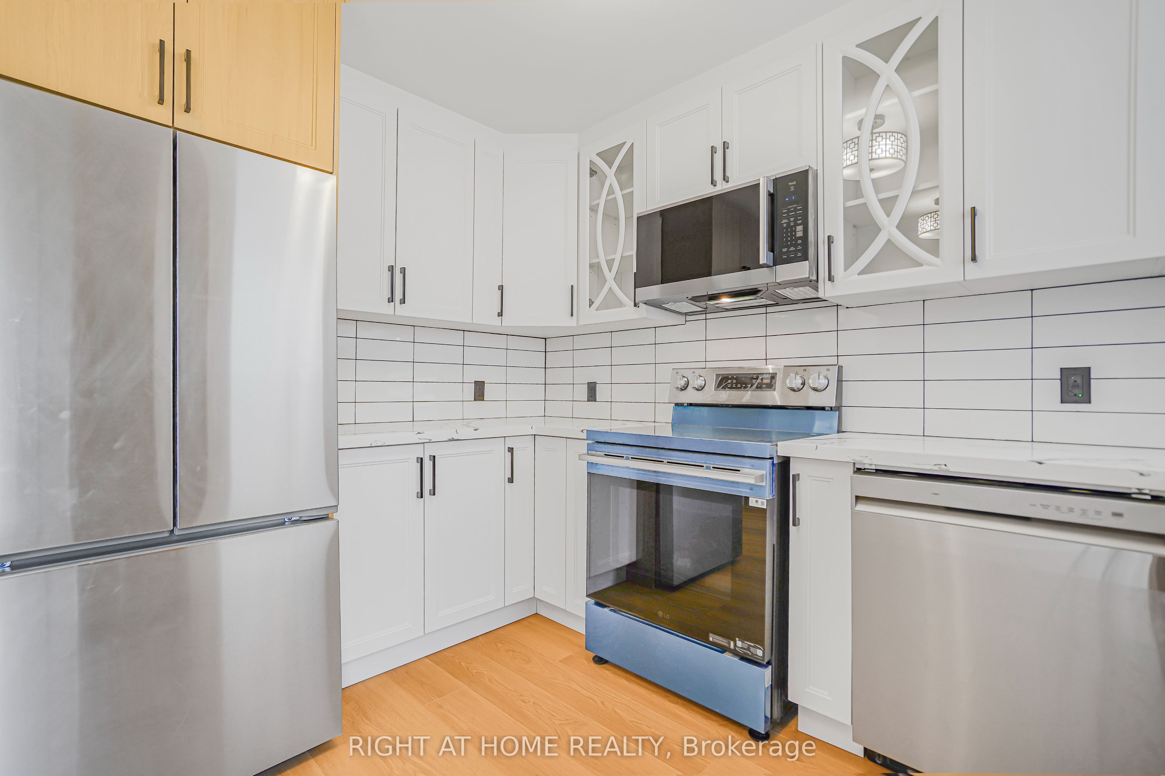 Additional image 3 of 155 Avondale Street, Hamilton, ON, L8L 7C1