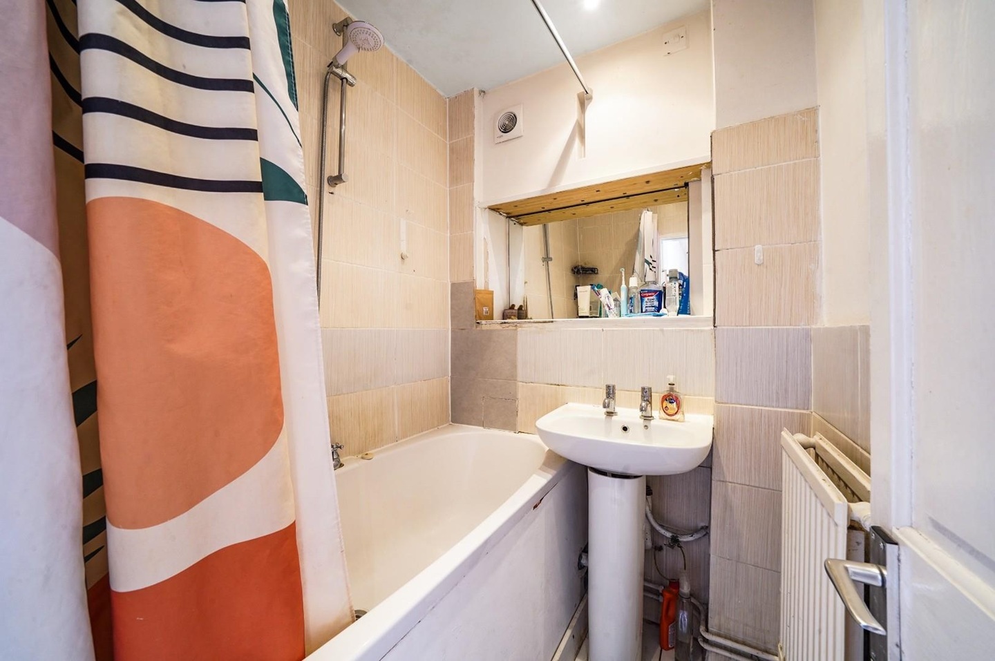 Additional image 9 of 3 Bed Flat, Naylor House, SE17, N1 7GU