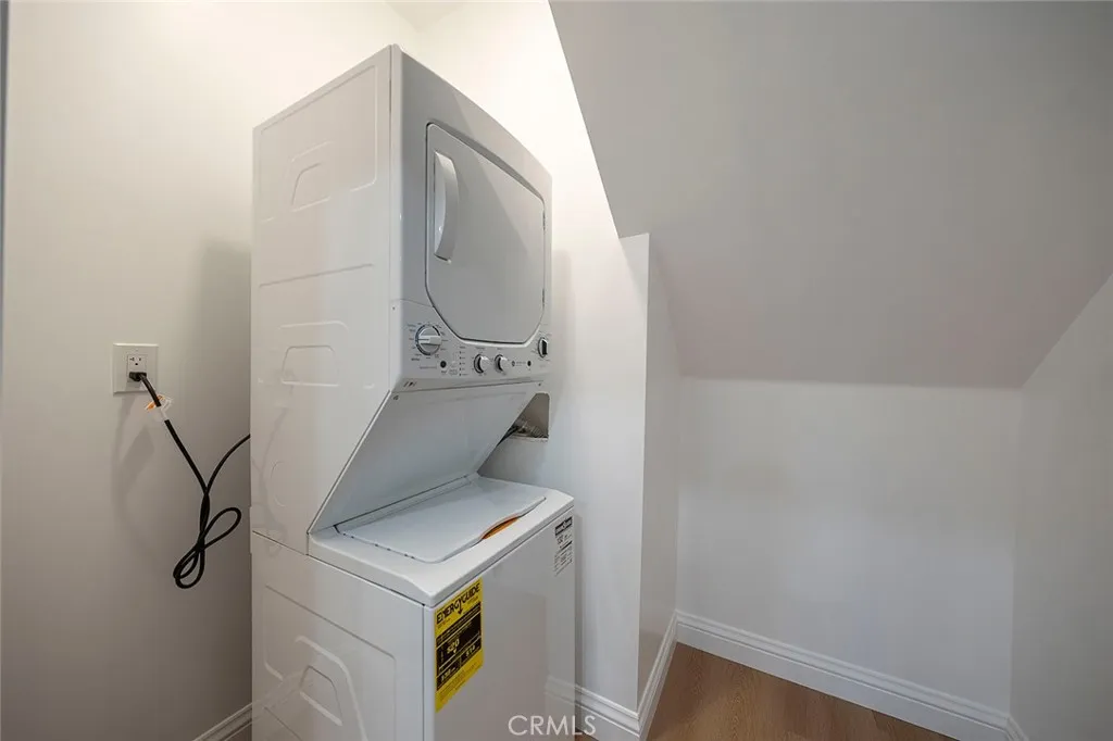 Additional image 13 of 1822 E 2nd Unit 6, Long Beach, CA 90802