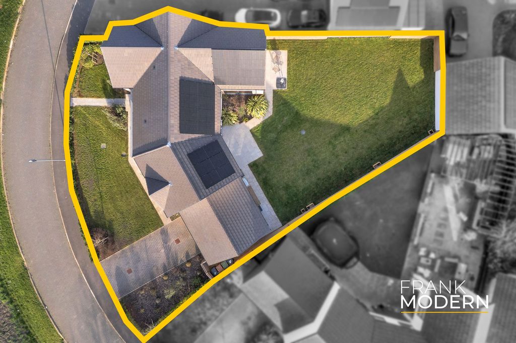 Additional image 51 of 5 bed detached house for saleBoundary Lane, Hampton Water PE7