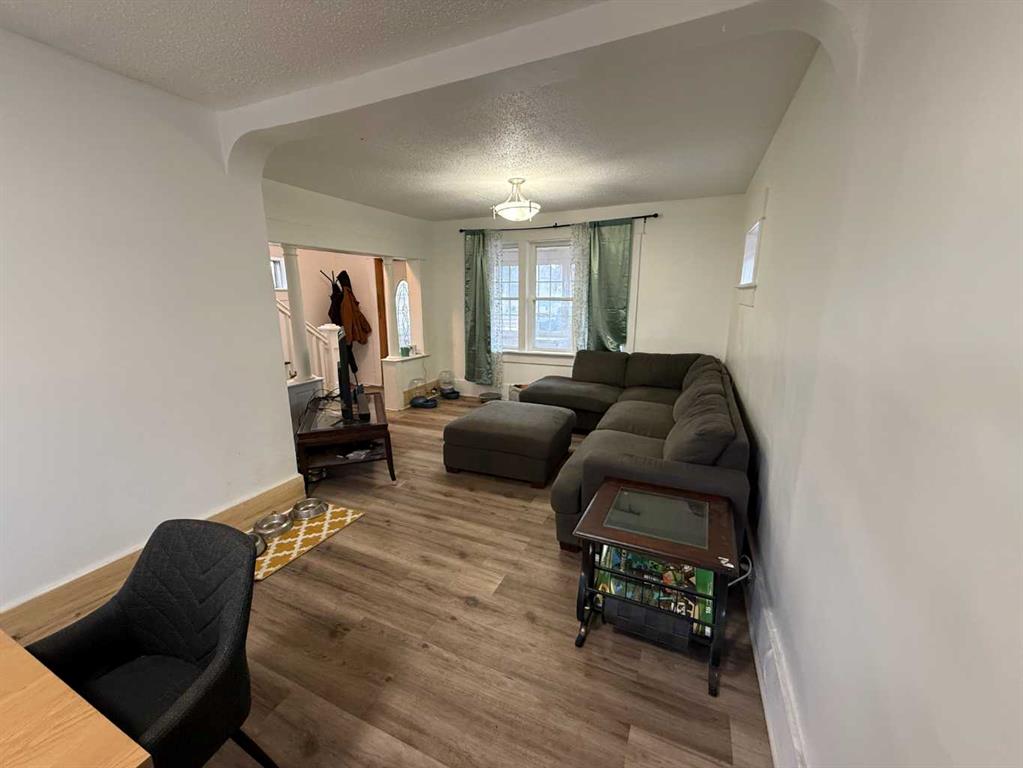 Additional image 6 of 823 4 Street SE, Medicine Hat, AB, T1A 0L5