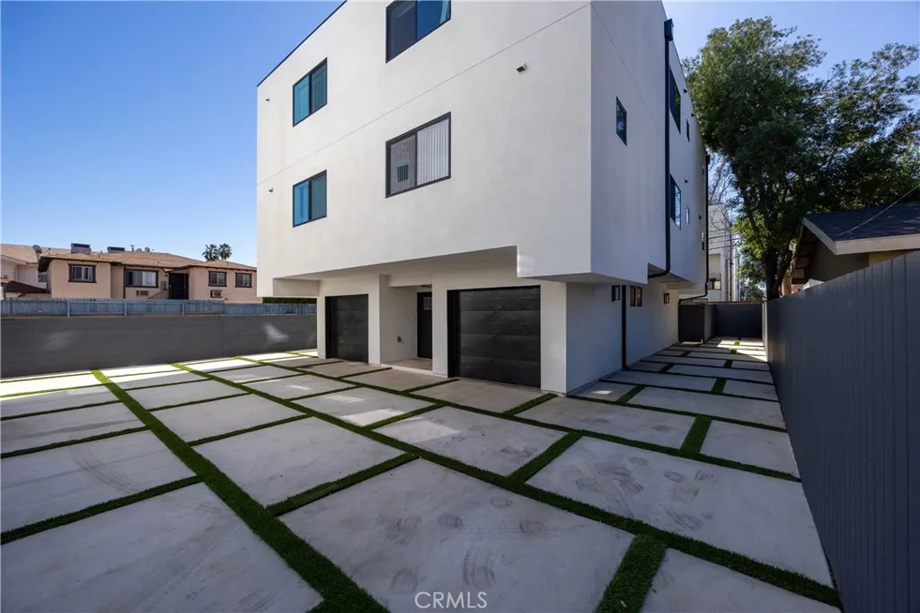 Additional image 37 of 14422 Tiara Unit 1/2, Van Nuys, CA 91401