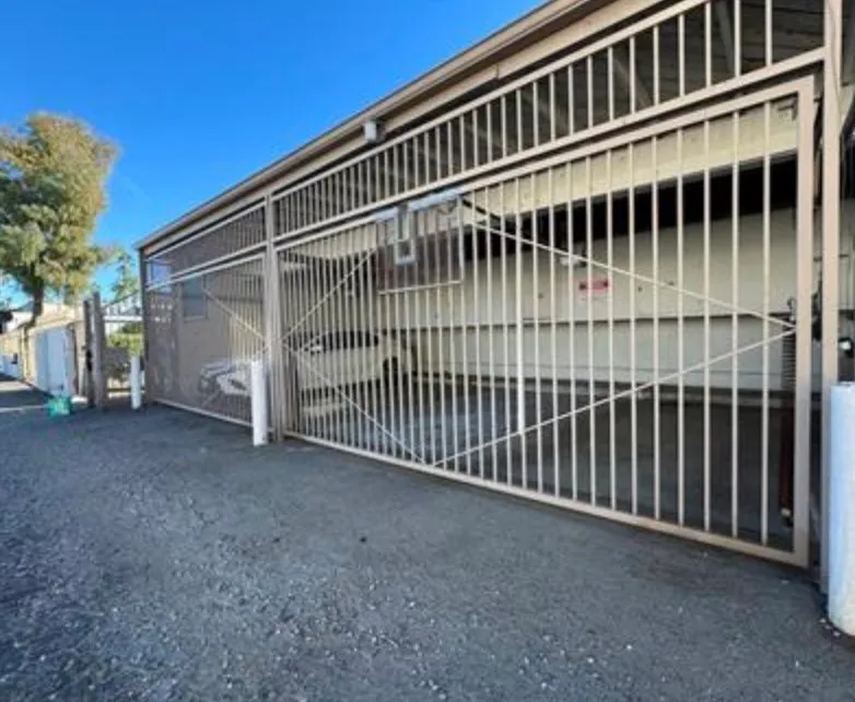 Additional image 44 of 18547 Collins Street Unit B24, Tarzana, CA 91356