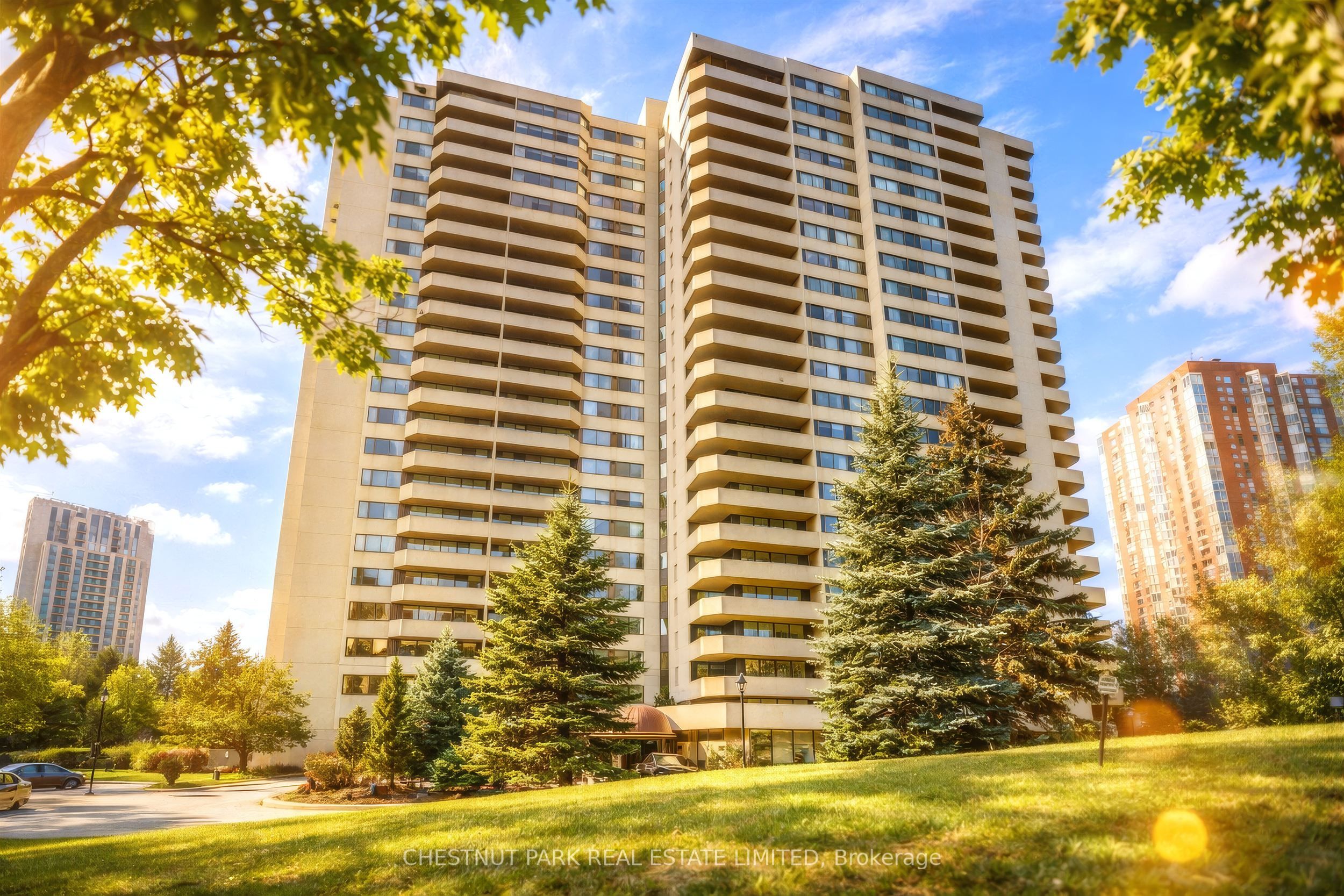 Additional image 2 of 1501-75 Wynford Heights Crescent, Toronto, ON, M3C 3H9