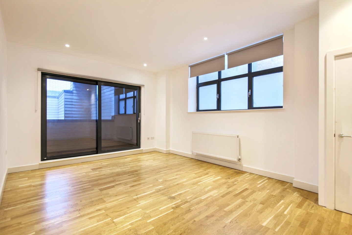 Additional image 4 of 2 Bed Flat, Colne House, E1, N1 7GU