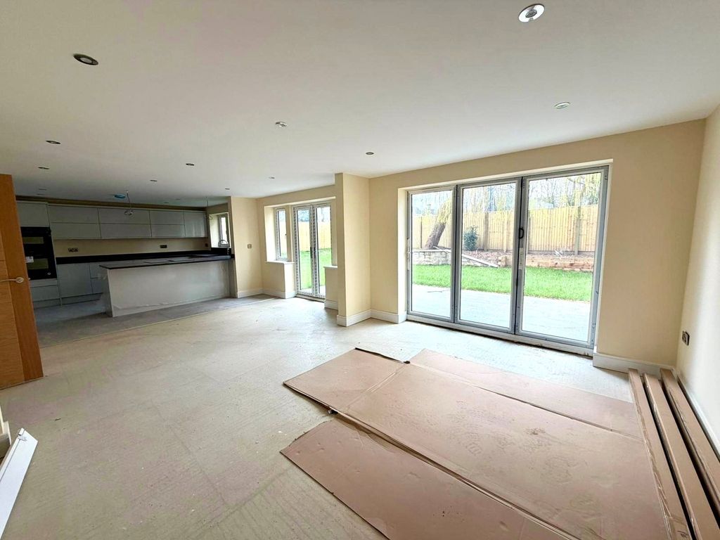 Additional image 7 of 6 bed detached house for saleManor Court, Horbury, Wakefield WF4