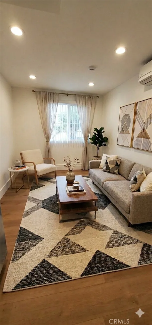 Additional image 28 of 23462 Friar Street, Woodland Hills, CA 91367