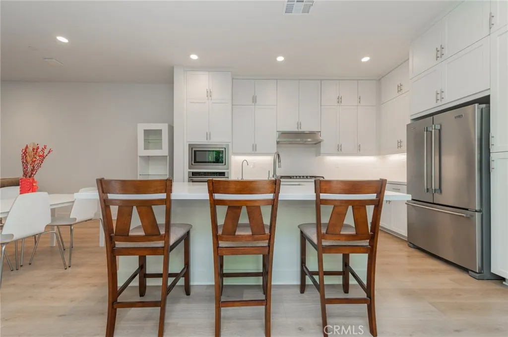 Additional image 10 of 119 Novel, Irvine, CA 92618