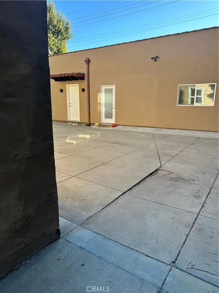 Additional image 13 of 1046 S Hudson Avenue, Los Angeles, CA 90019