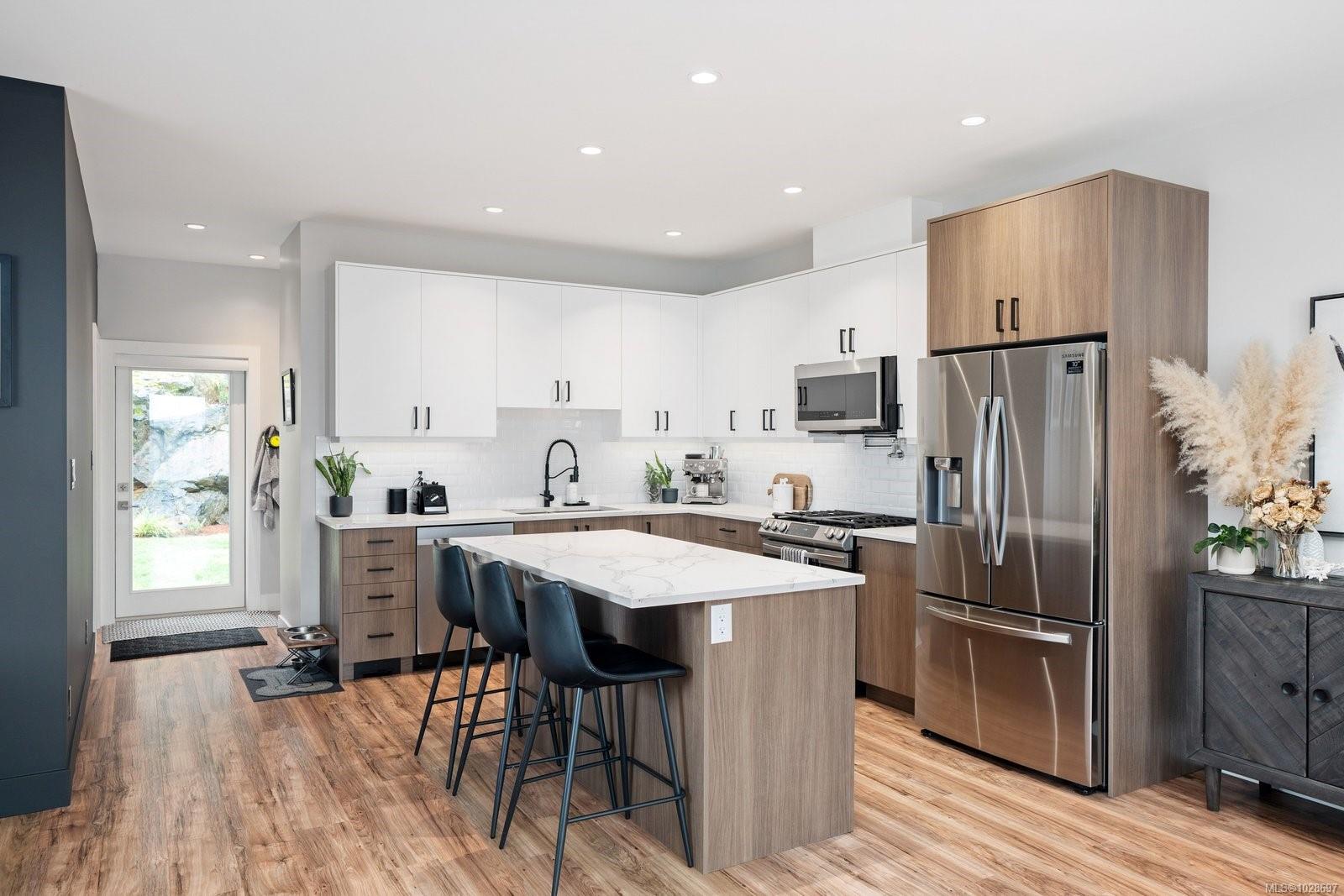 Additional image 4 of 2168 Mountain Heights Drive, Sooke, BC, V9Z 1M4