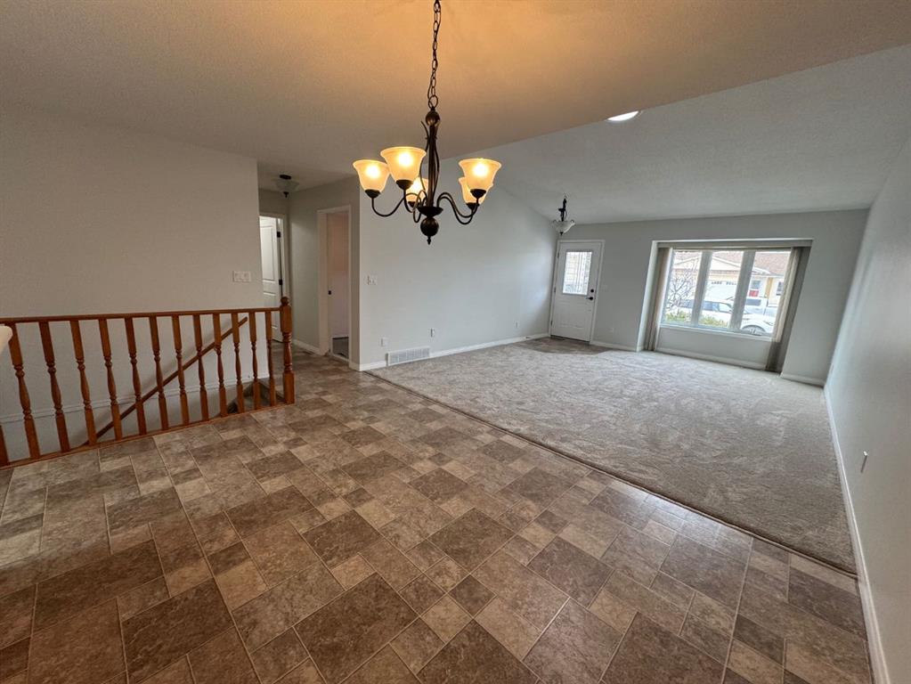 Additional image 5 of 5403 47 Street, Lacombe, AB, T4L2H5