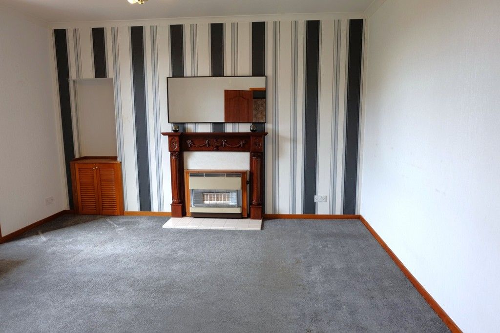 2 bed flat for saleKirkhill, Wick KW1 photo 3