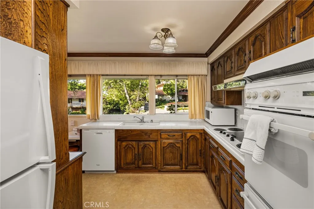 Additional image 20 of 1881 Park Skyline Rd, North Tustin, CA 92705